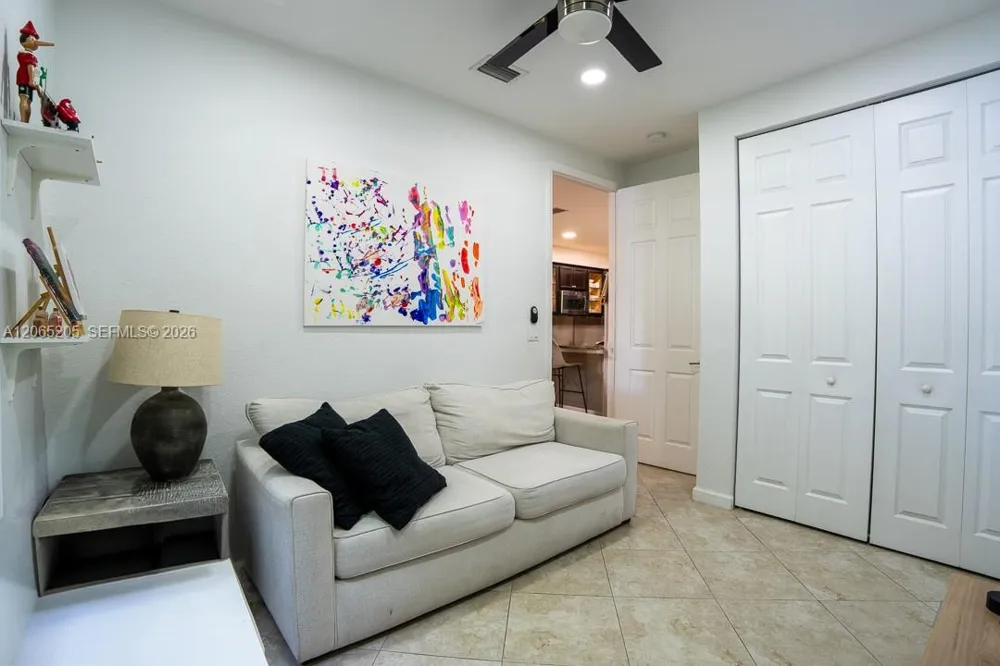 6943 Halton Park Ln Coconut Creek, FL 33073