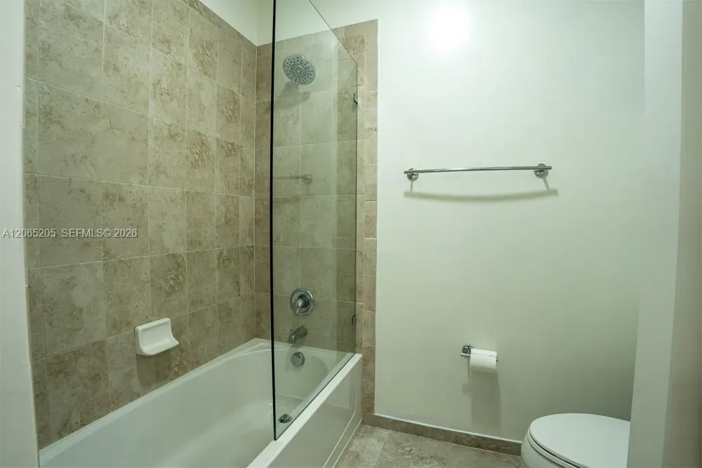6943 Halton Park Ln Coconut Creek, FL 33073