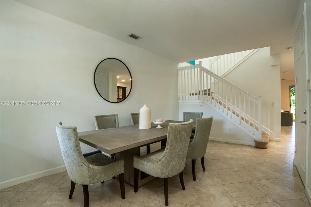 6943 Halton Park Ln Coconut Creek, FL 33073