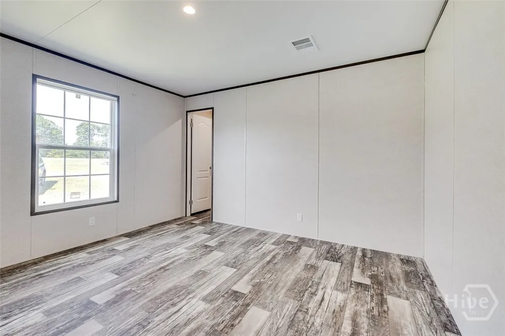 5599 Savannah Highway Sylvania, GA 30467