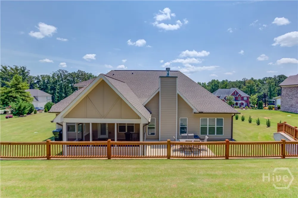 222 Ivey Drive Bethlehem, GA 30620