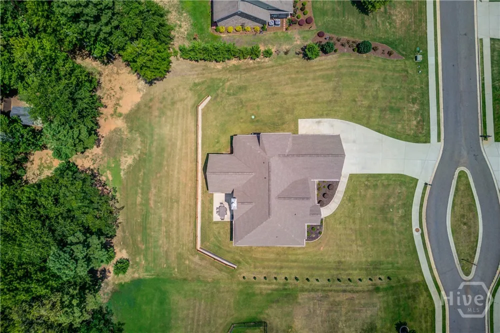 222 Ivey Drive Bethlehem, GA 30620