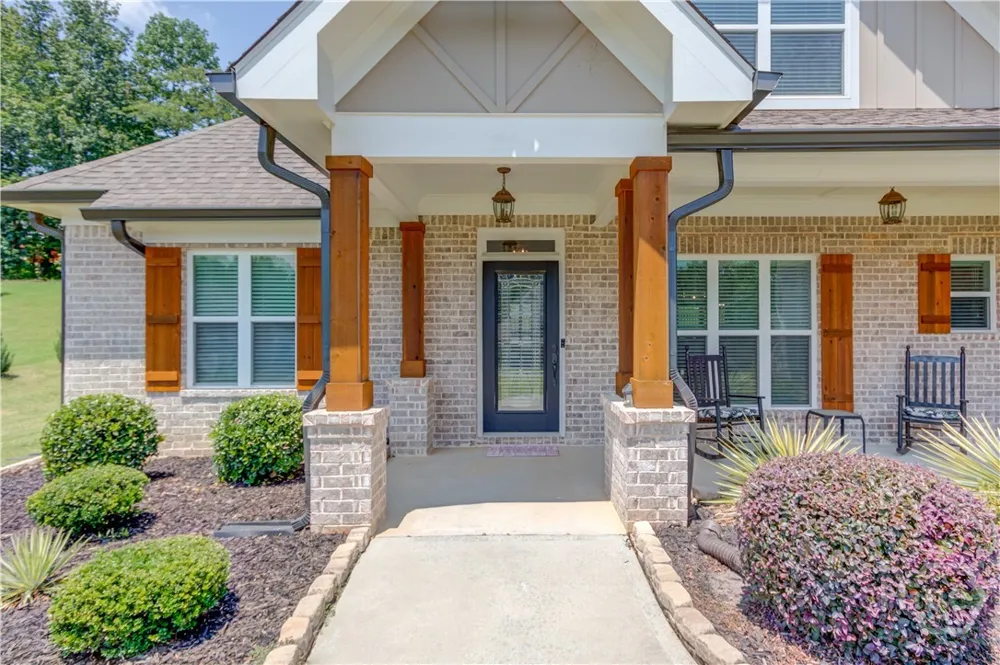 222 Ivey Drive Bethlehem, GA 30620