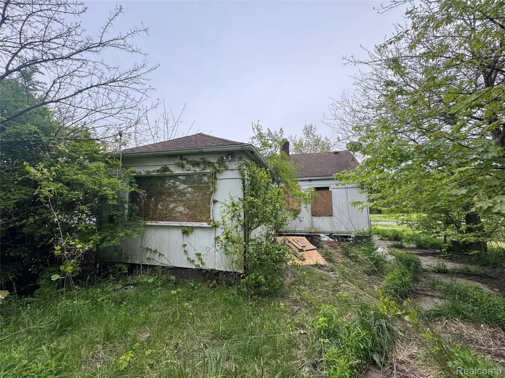16093 Liberal Street Detroit City, MI 48205