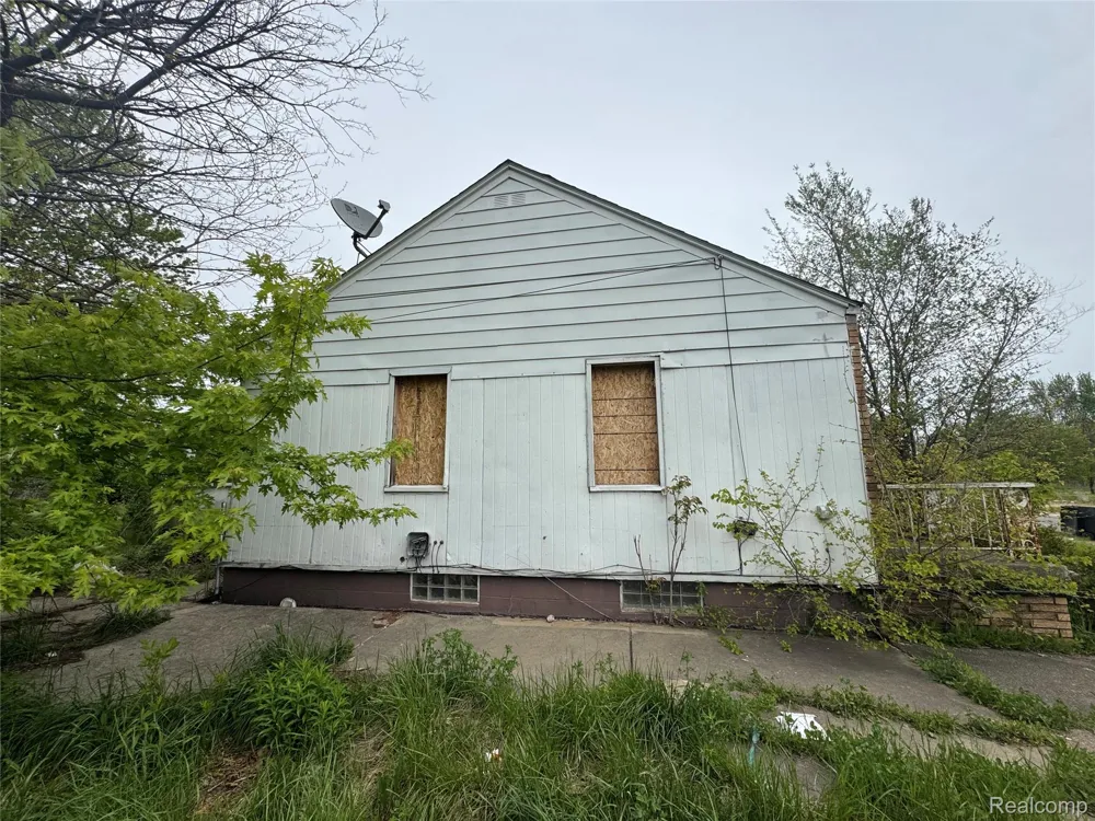 16093 Liberal Street Detroit City, MI 48205