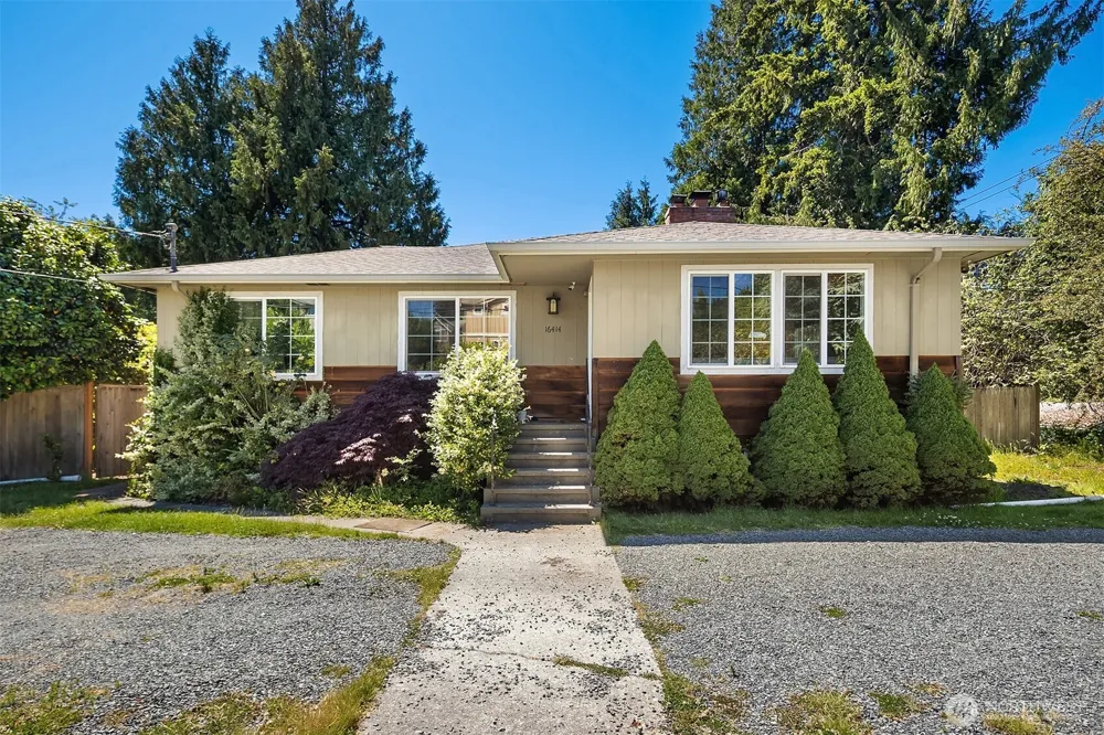 16414 48th Avenue W Edmonds, WA 98026