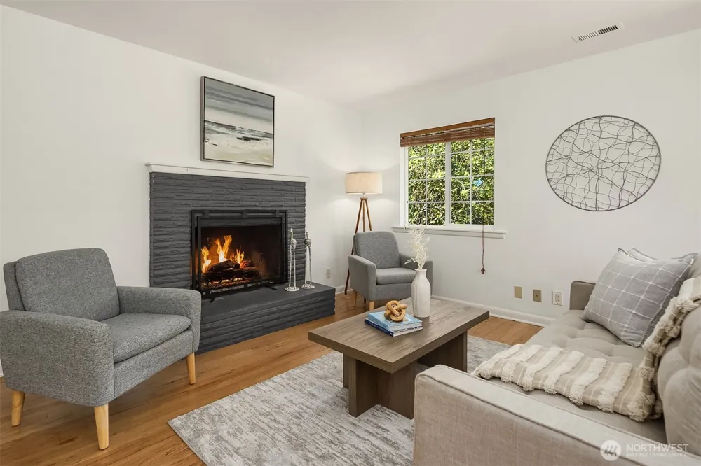 16414 48th Avenue W Edmonds, WA 98026