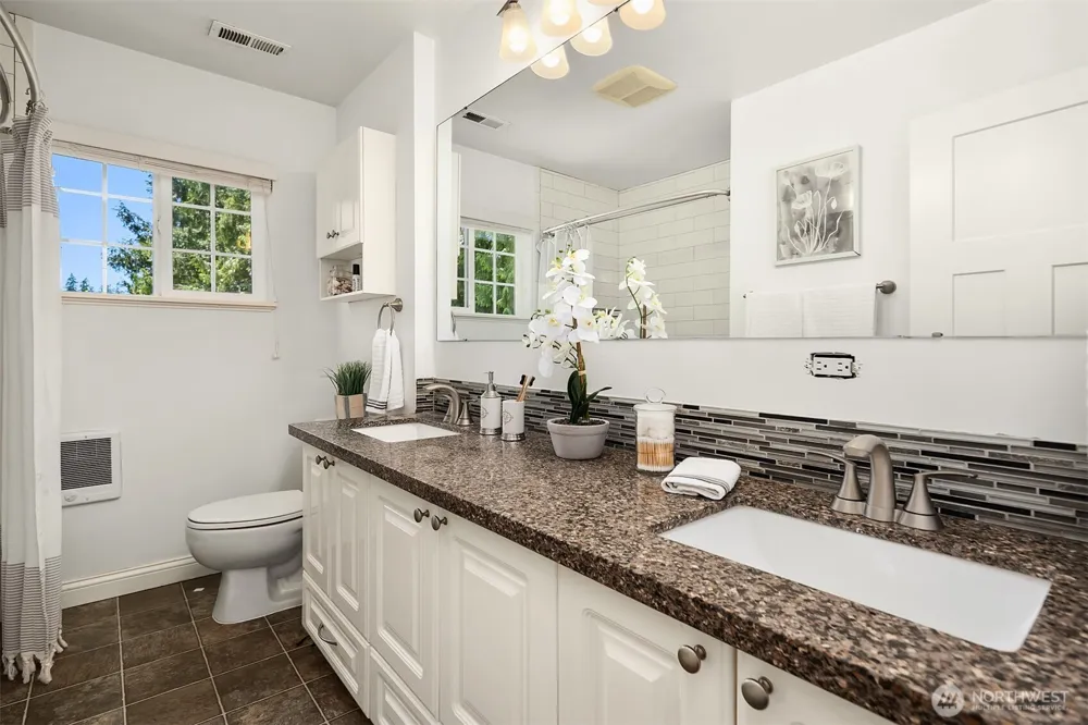 16414 48th Avenue W Edmonds, WA 98026