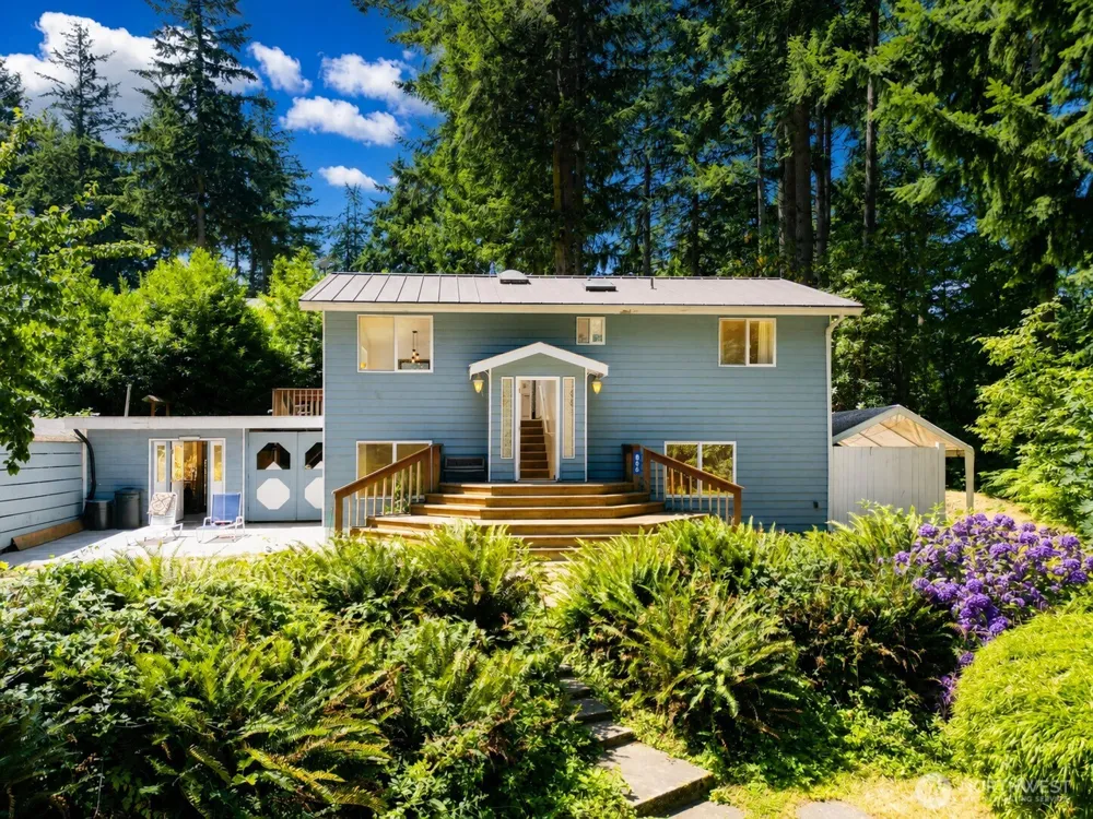 66 Port Susan Dr. Hat Island, WA 98206