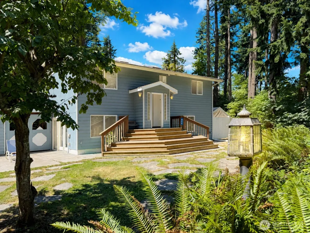 66 Port Susan Dr. Hat Island, WA 98206