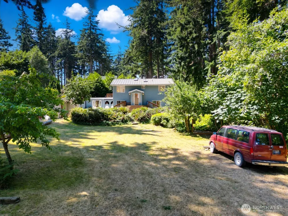 66 Port Susan Dr. Hat Island, WA 98206