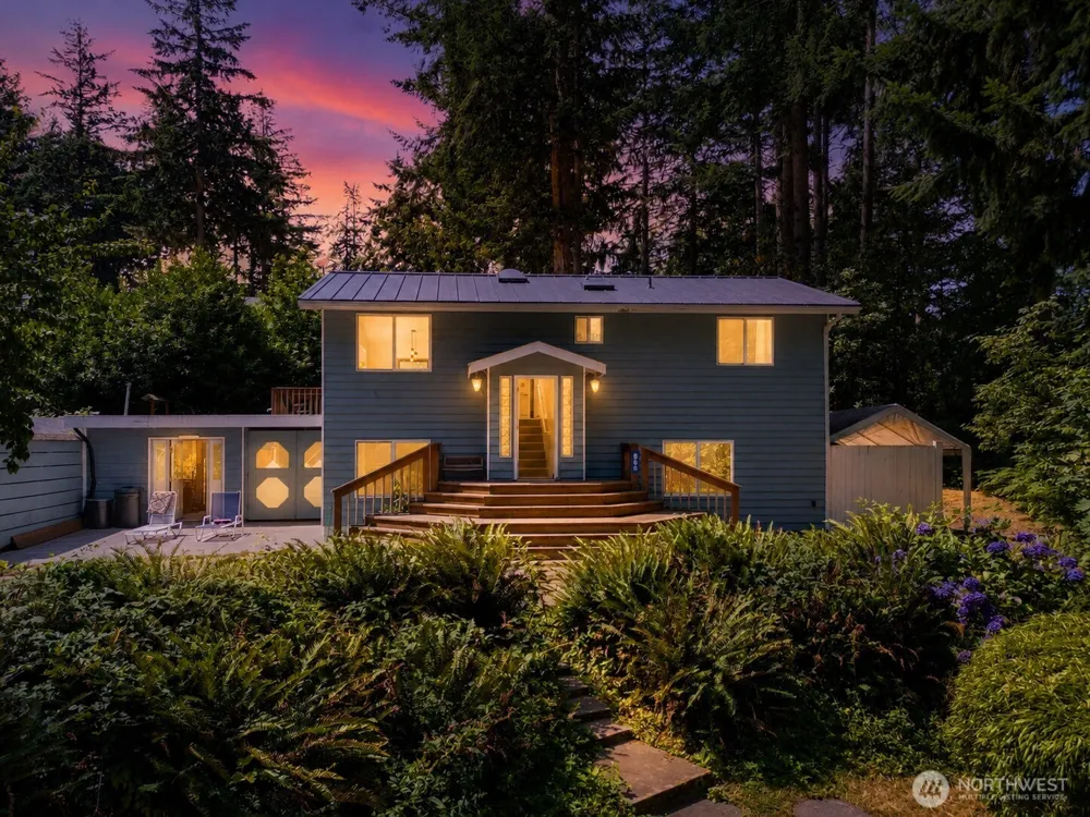 66 Port Susan Dr. Hat Island, WA 98206