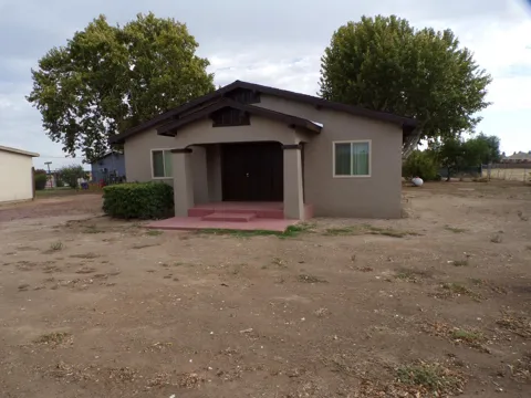 6939 E Kings Canyon Road