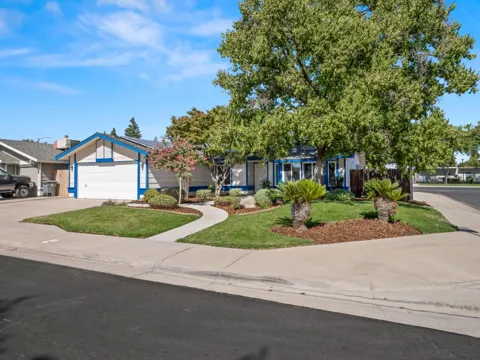 225 Acacia Avenue