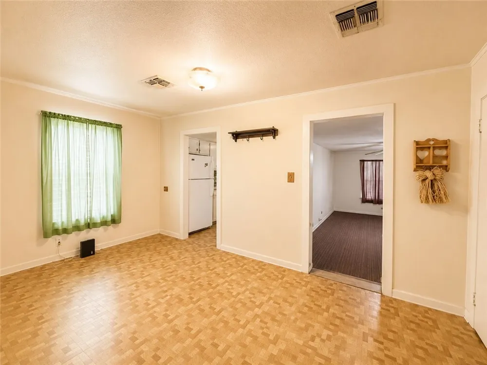 736 Fetick Taft, TX 78390