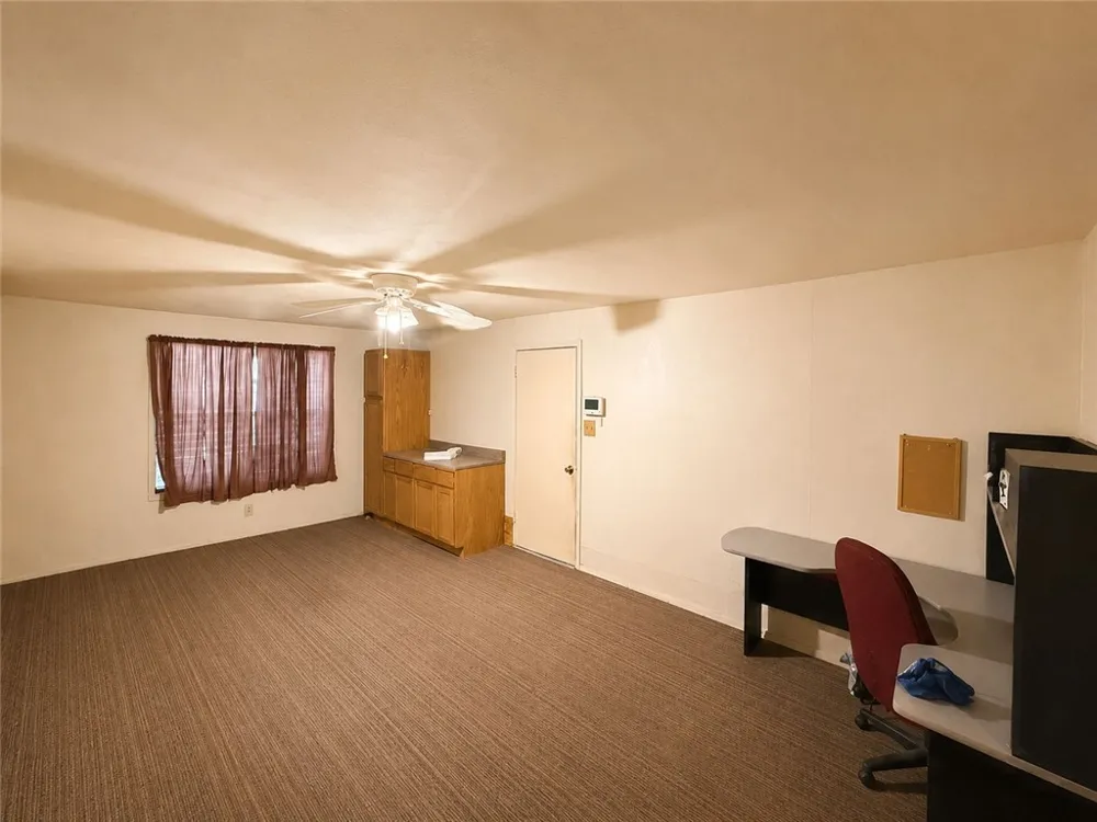 736 Fetick Taft, TX 78390