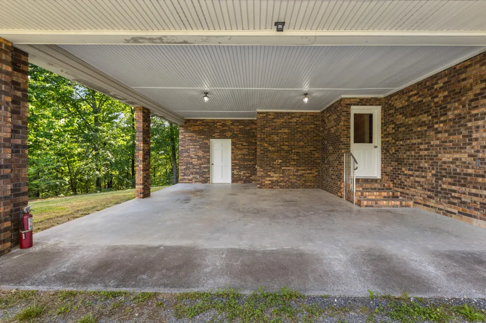 3270 Lake Kathy Road Tunnel Hill, GA 30755