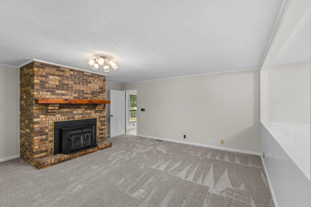 3270 Lake Kathy Road Tunnel Hill, GA 30755