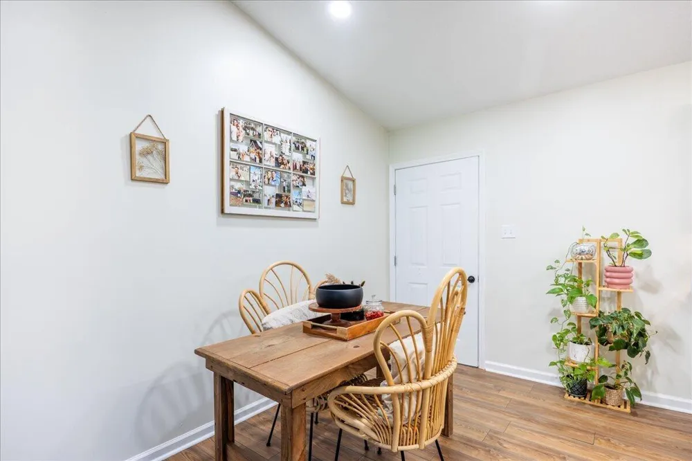 860 Anchor Drive Lenoir City, TN 37771