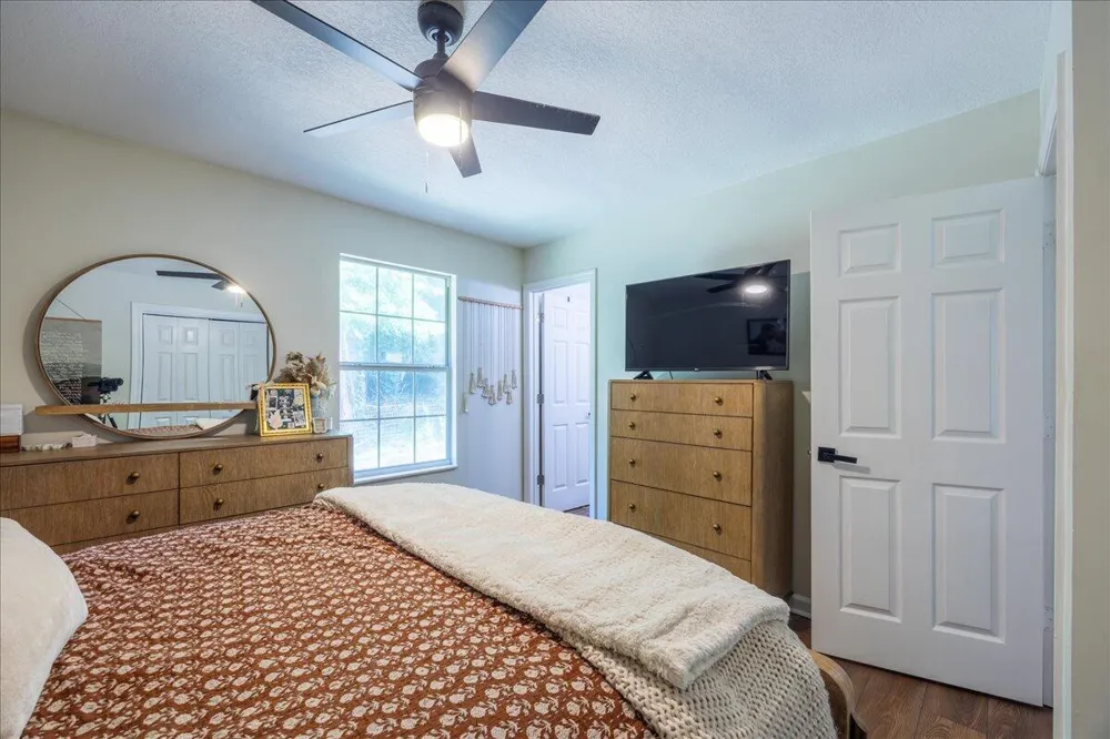860 Anchor Drive Lenoir City, TN 37771