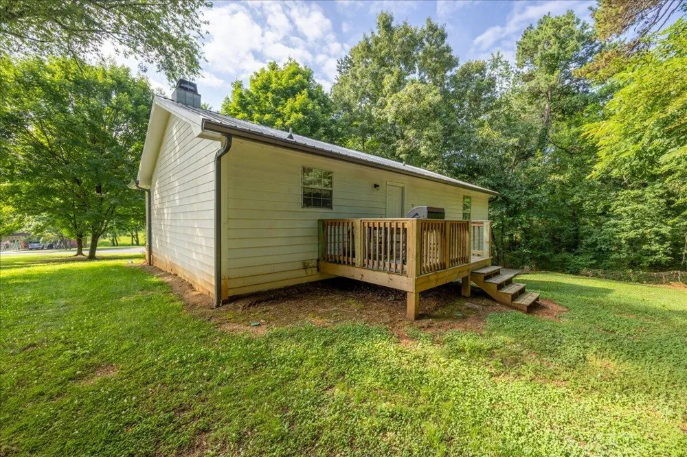 860 Anchor Drive Lenoir City, TN 37771