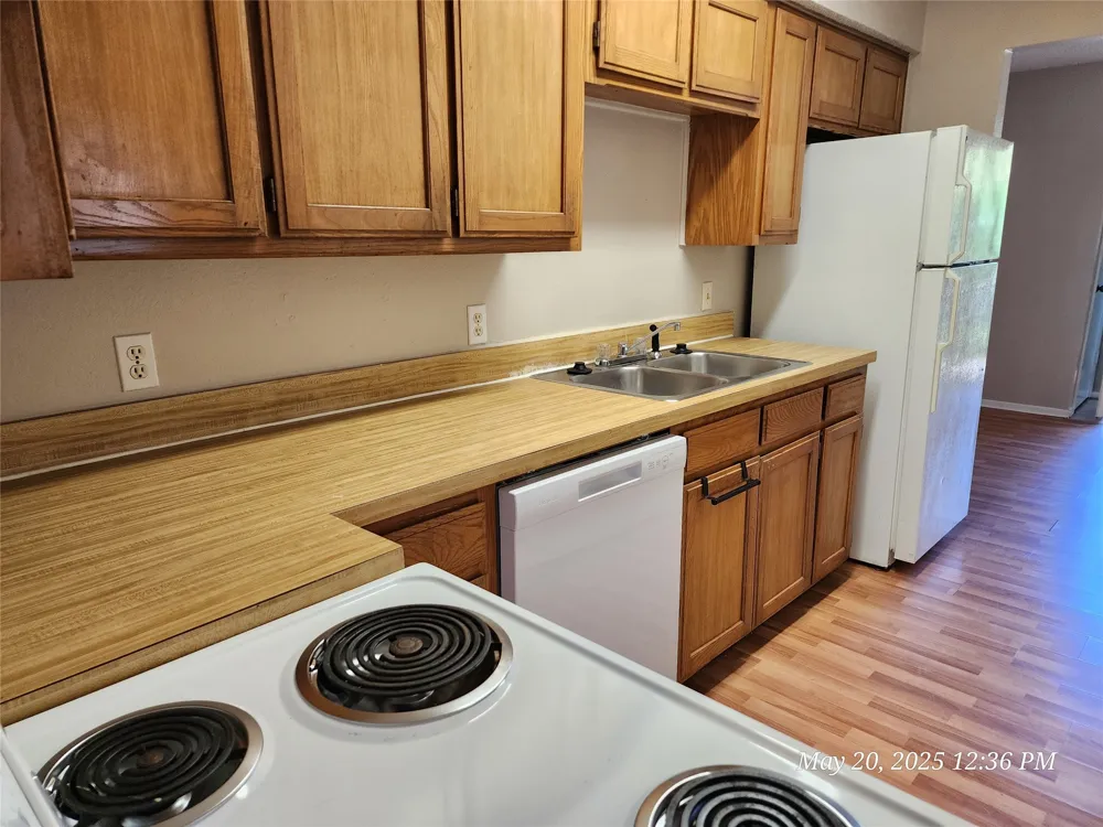 429 SW Thomas Street #A Burleson, TX 76028