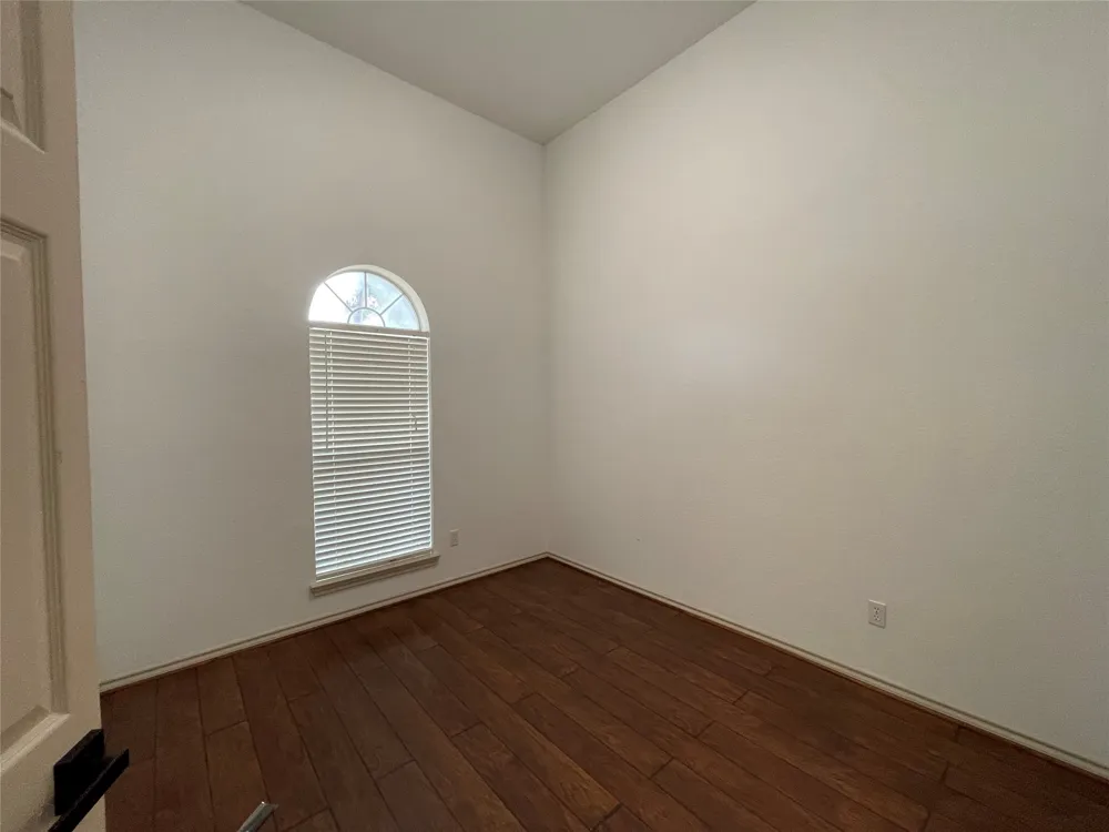 6030 Bentwood Drive Midlothian, TX 76065