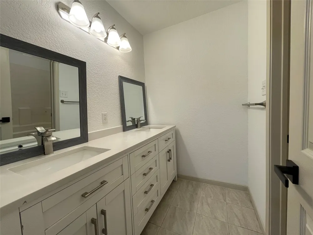 6030 Bentwood Drive Midlothian, TX 76065