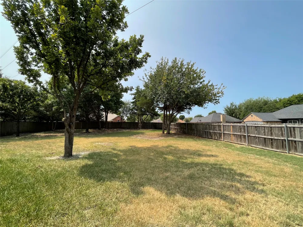 6030 Bentwood Drive Midlothian, TX 76065