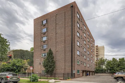 1045 Pennsylvania Street #703
