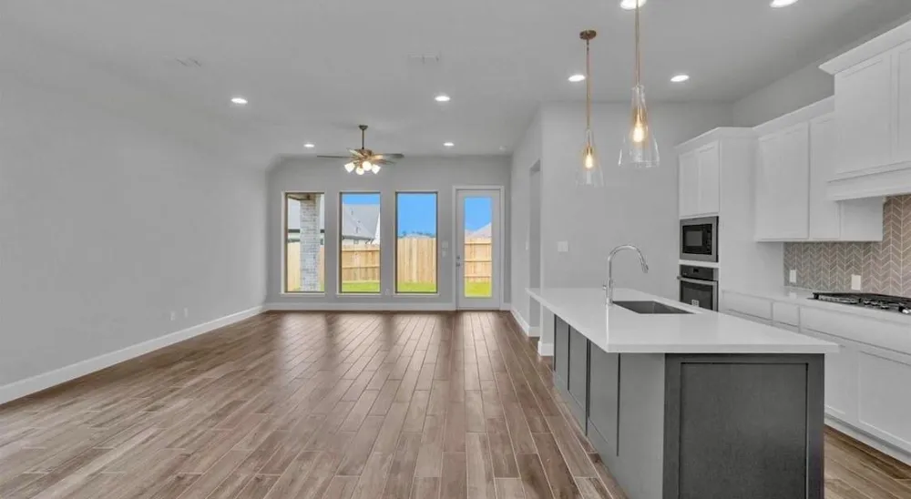 42841 Terraza Boulevard Magnolia, TX 77354