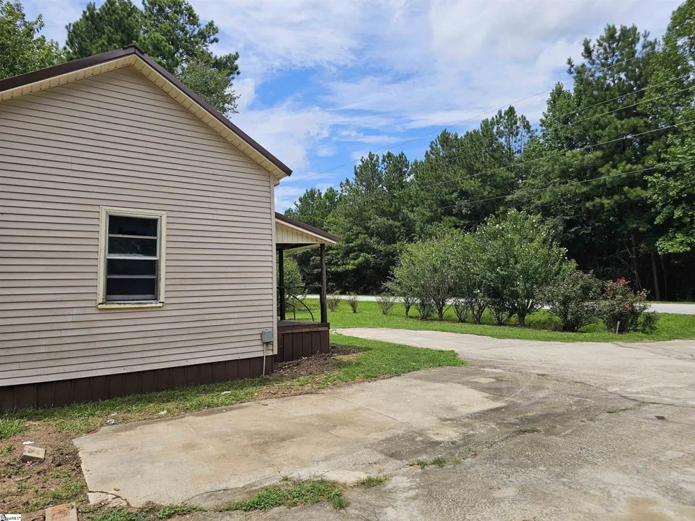21684 E Highway 72 Clinton, SC 29325