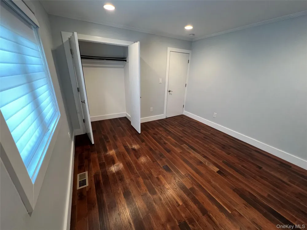 43 Crescent Street Hicksville, NY 11801