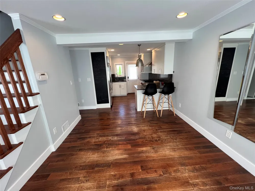 43 Crescent Street Hicksville, NY 11801
