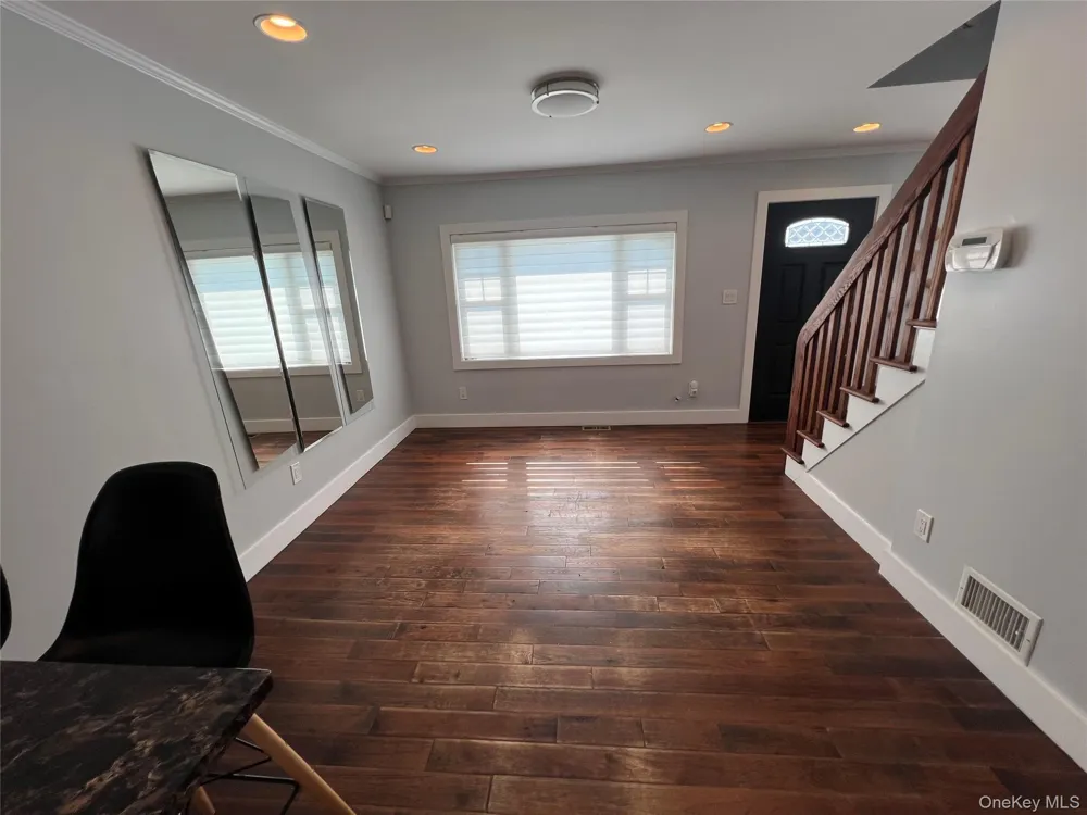 43 Crescent Street Hicksville, NY 11801