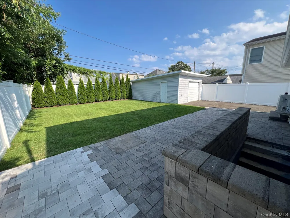 43 Crescent Street Hicksville, NY 11801