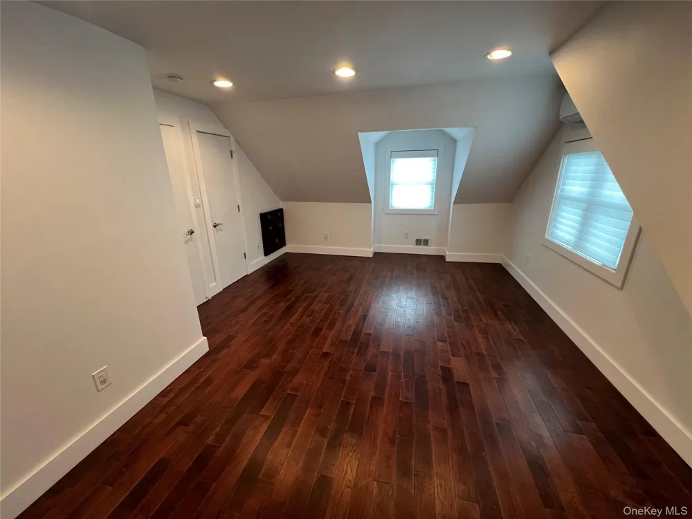 43 Crescent Street Hicksville, NY 11801