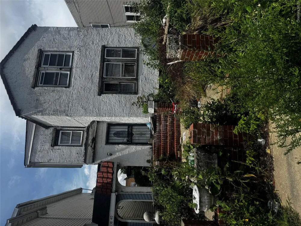 13838 233rd Street Rosedale, NY 11422