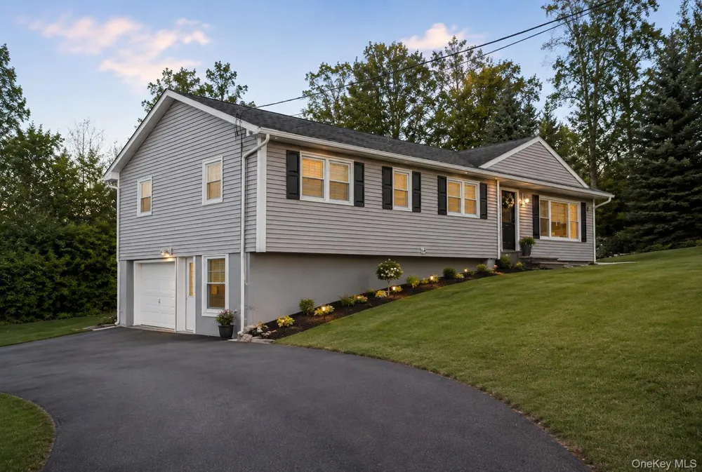 1462 New York Route 17A Warwick, NY 10990