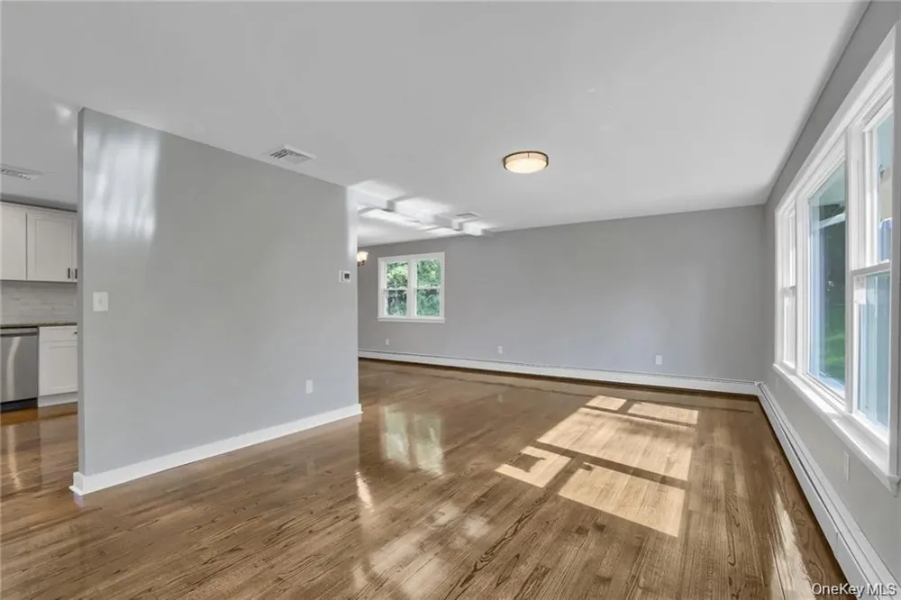 1462 New York Route 17A Warwick, NY 10990