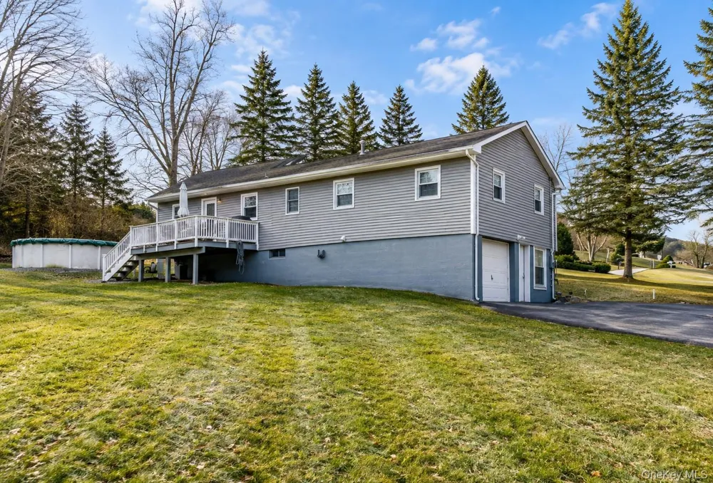 1462 New York Route 17A Warwick, NY 10990