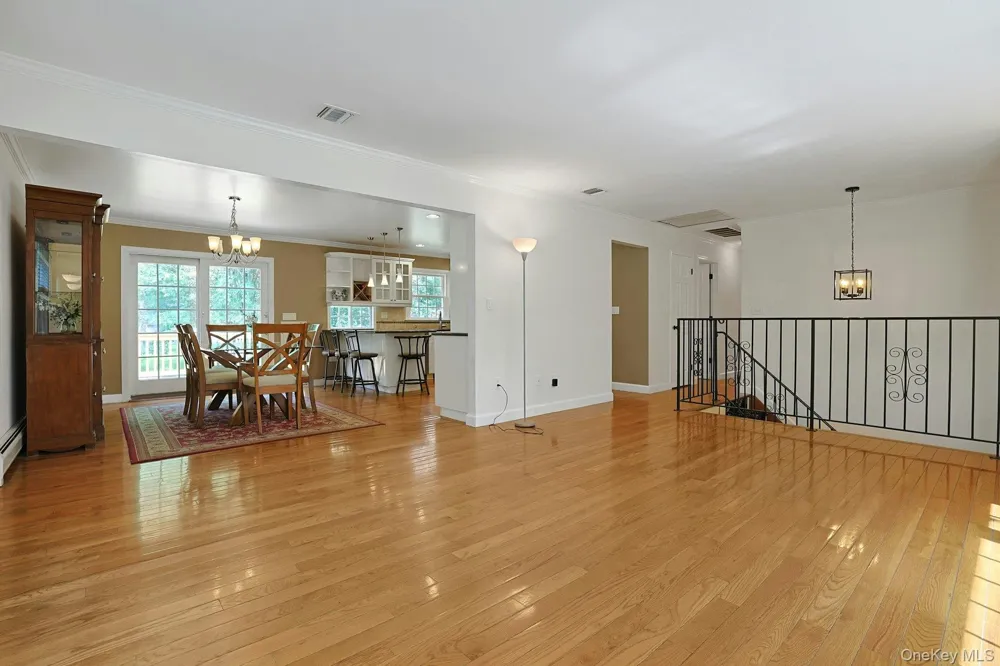 4 Flower Lane Valley Cottage, NY 10989
