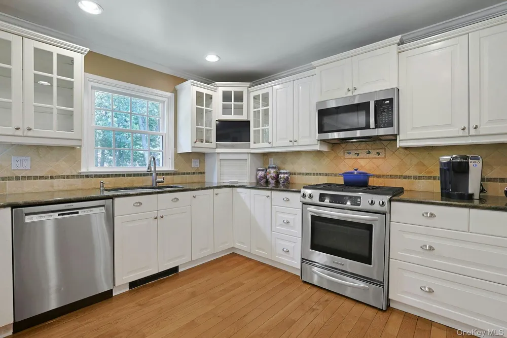 4 Flower Lane Valley Cottage, NY 10989