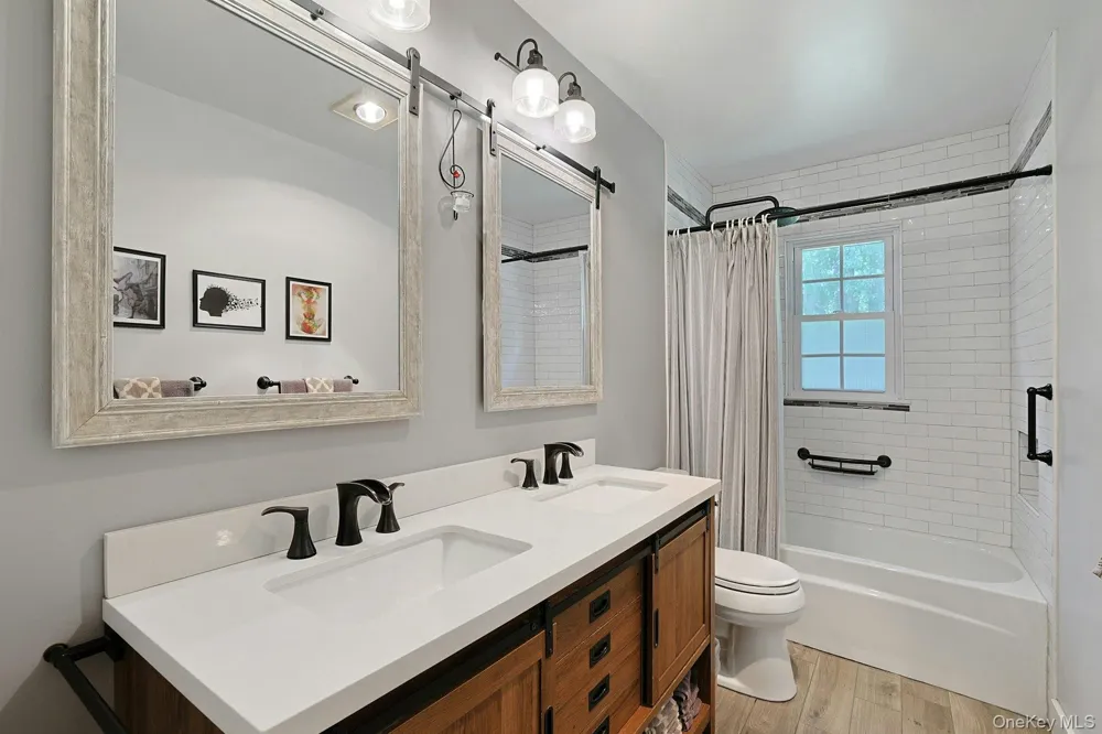 4 Flower Lane Valley Cottage, NY 10989