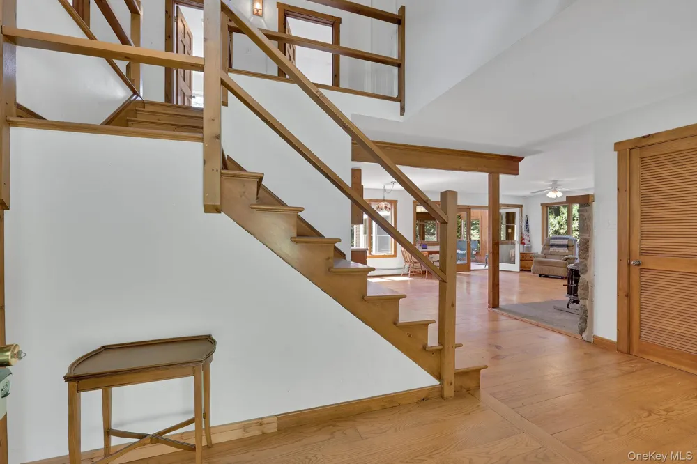 2735 Denning Road Claryville, NY 12725