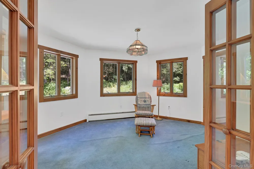 2735 Denning Road Claryville, NY 12725