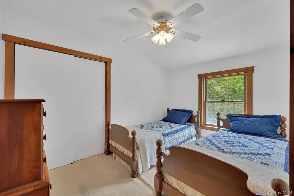 2735 Denning Road Claryville, NY 12725