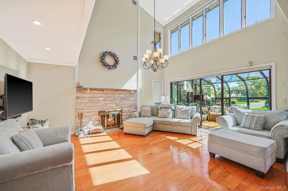 29 Seacove Lane South Jamesport, NY 11901