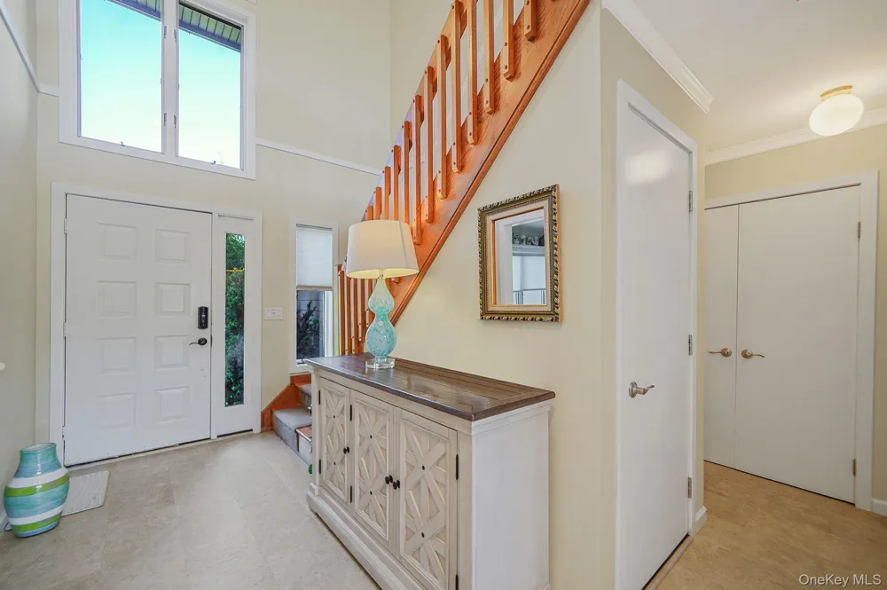 29 Seacove Lane South Jamesport, NY 11901