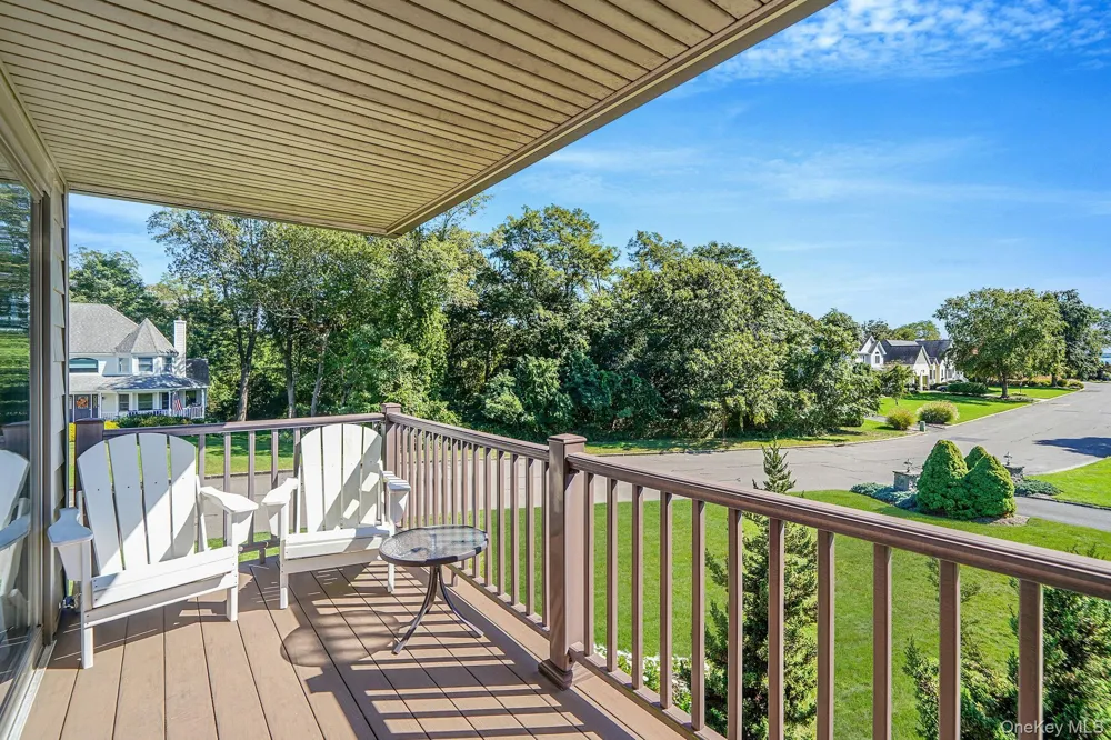 29 Seacove Lane South Jamesport, NY 11901